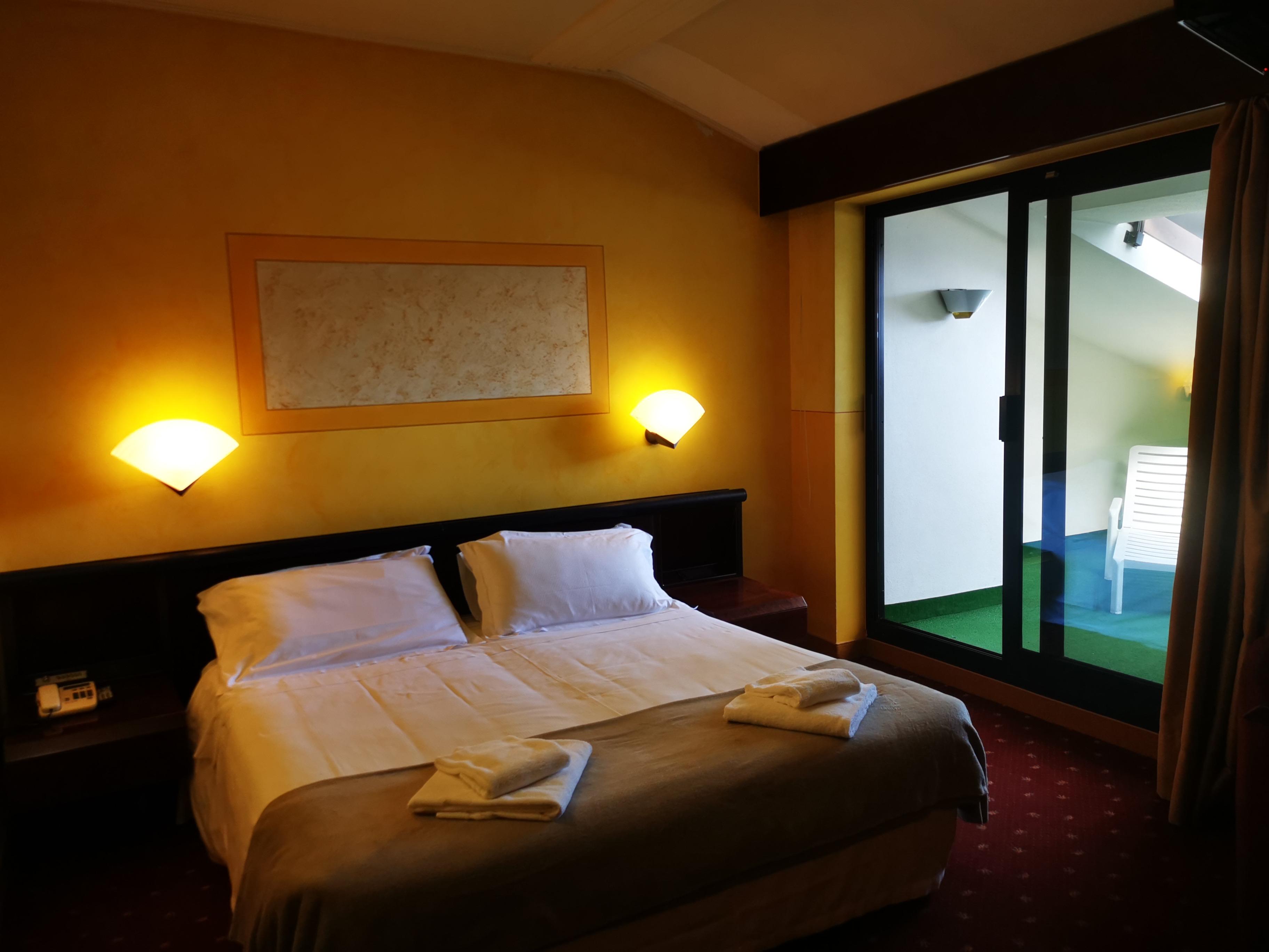 Hotel Concorde Arona Kültér fotó