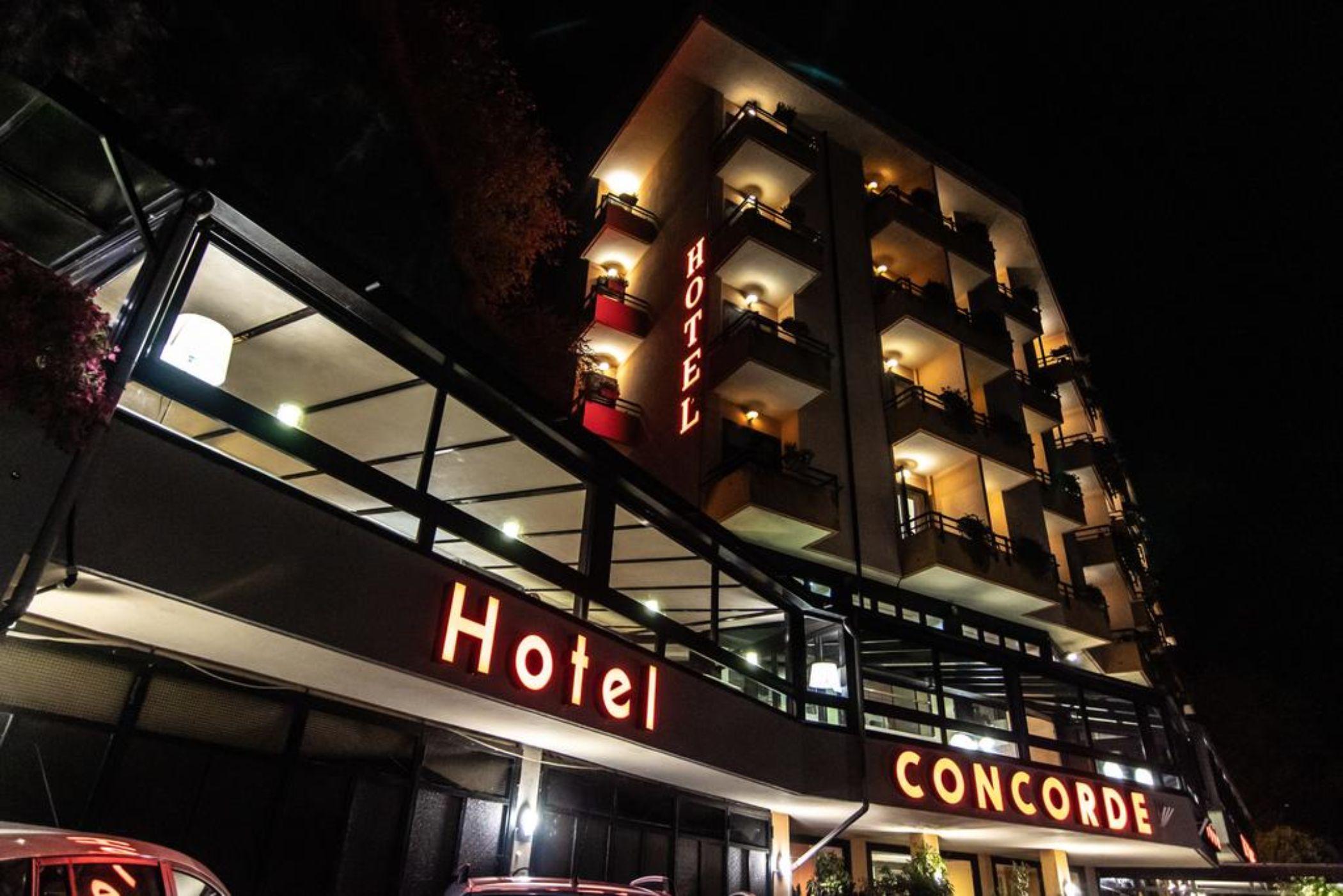Hotel Concorde Arona Kültér fotó