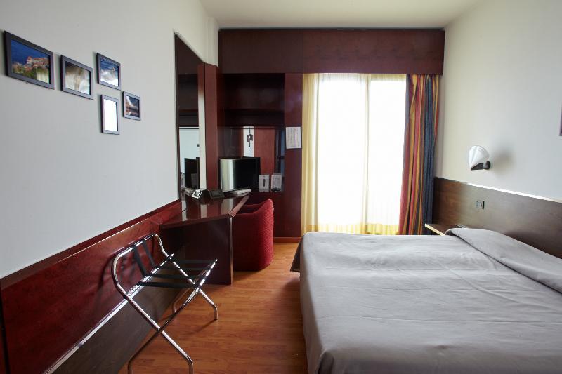 Hotel Concorde Arona Kültér fotó